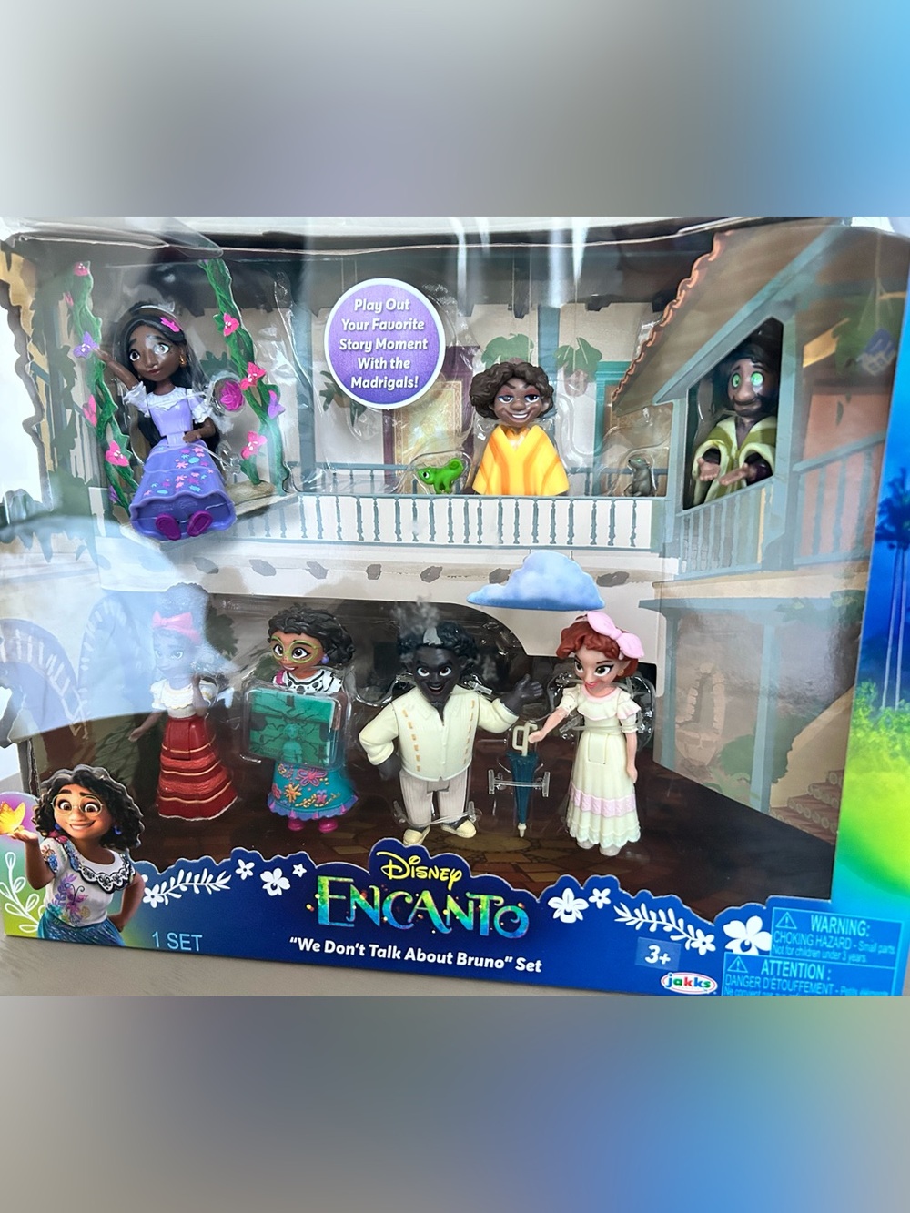 Disney Encanto Mini Doll Set - Purple,, Red, Green, White - Picture 5 of 6